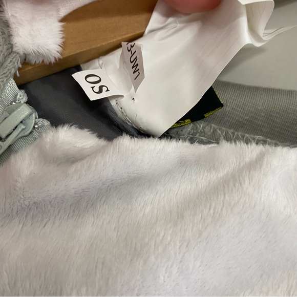 Underwraps Baby Shark Infant Costume - Picture 10 of 13